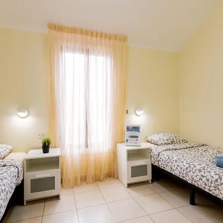 Two Bedrooms In Parque Santiago 2 *